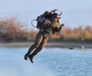 jetpack fliegen